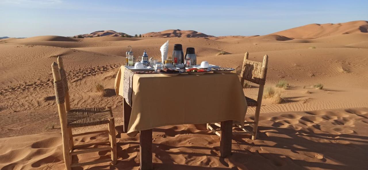Sahara Dunes Luxury Camp เมอร์ซูกา ภายนอก รูปภาพ