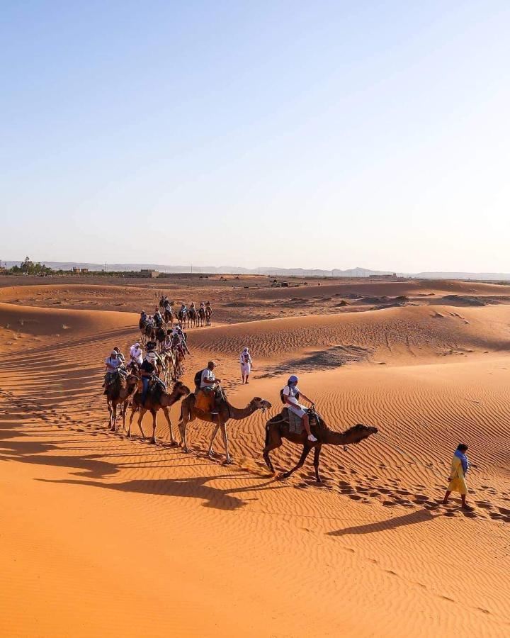 Sahara Dunes Luxury Camp เมอร์ซูกา ภายนอก รูปภาพ