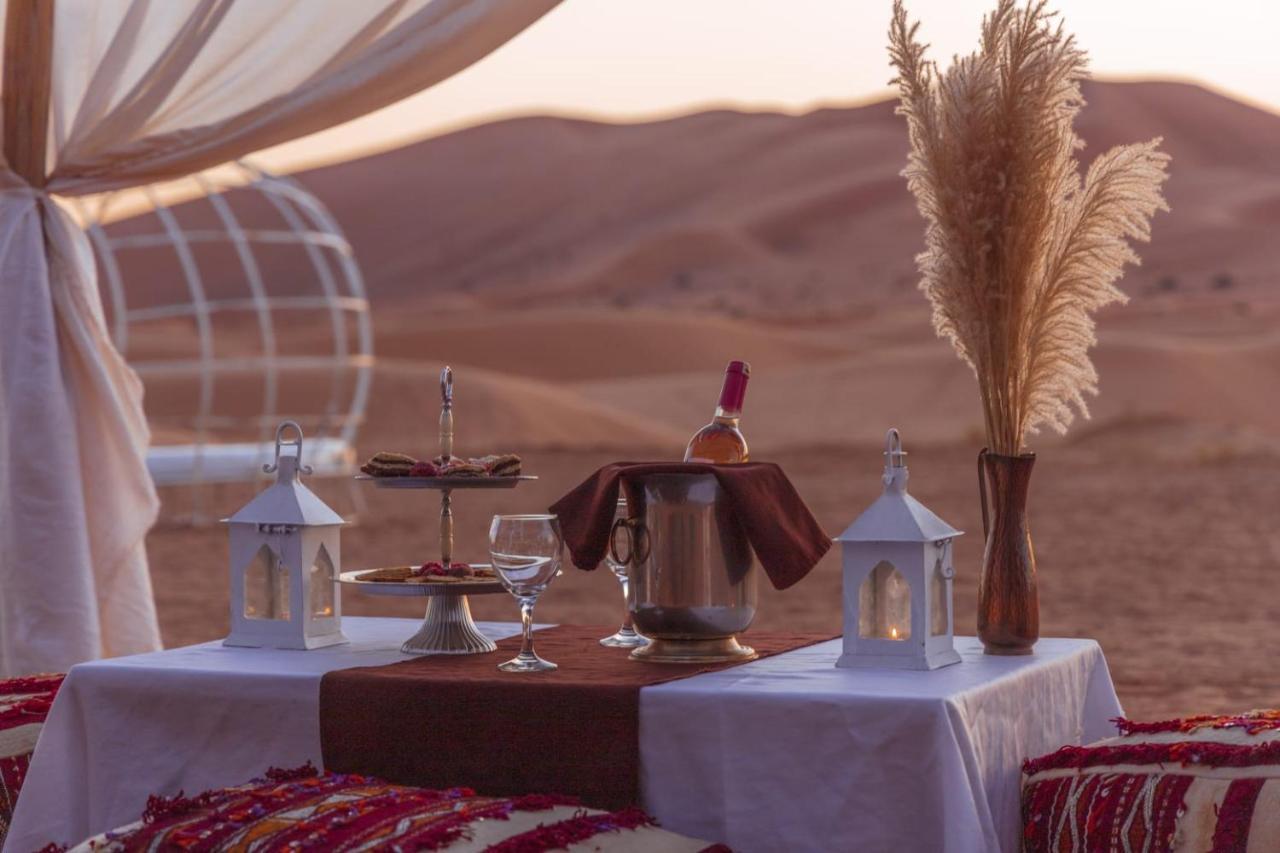 Sahara Dunes Luxury Camp เมอร์ซูกา ภายนอก รูปภาพ