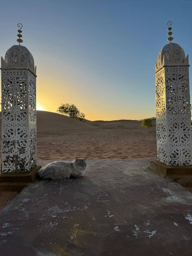 Sahara Dunes Luxury Camp เมอร์ซูกา ภายนอก รูปภาพ