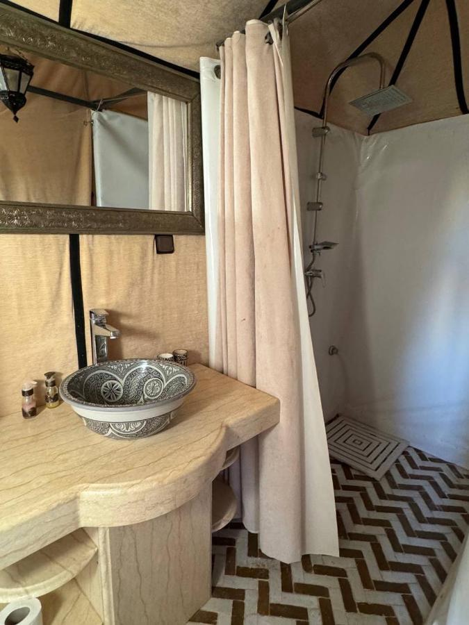 Sahara Dunes Luxury Camp เมอร์ซูกา ภายนอก รูปภาพ