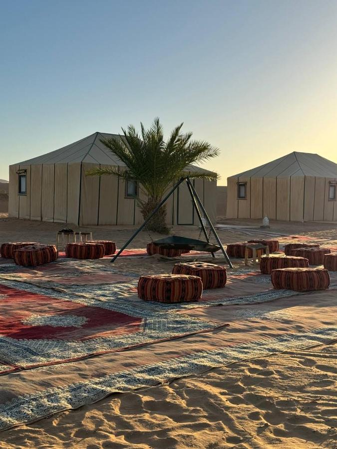 Sahara Dunes Luxury Camp เมอร์ซูกา ภายนอก รูปภาพ