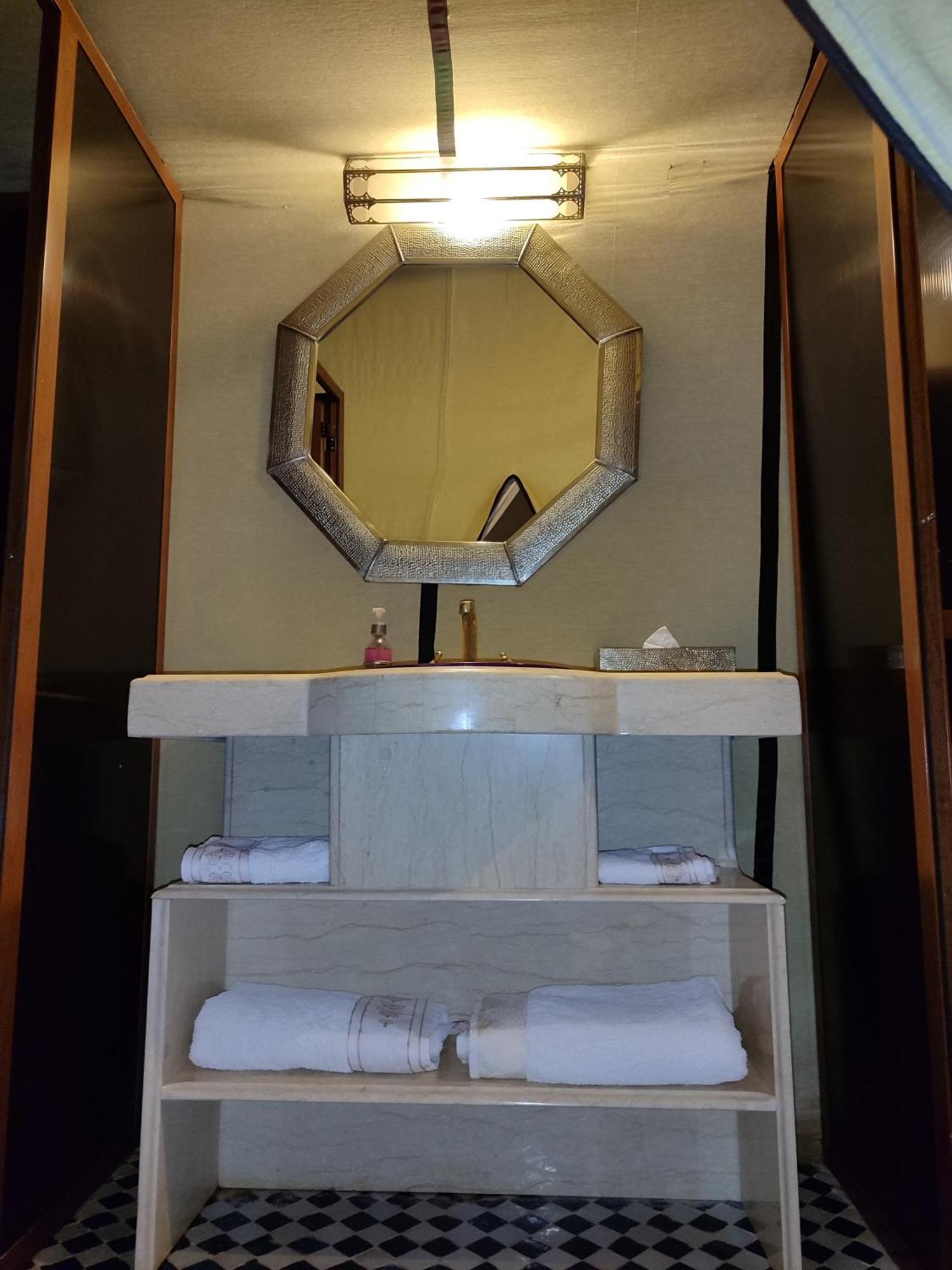 Sahara Dunes Luxury Camp เมอร์ซูกา ภายนอก รูปภาพ