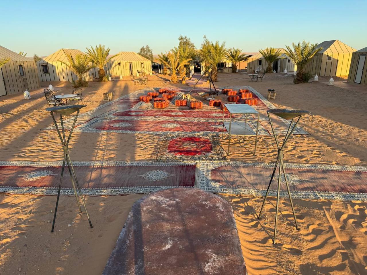 Sahara Dunes Luxury Camp เมอร์ซูกา ภายนอก รูปภาพ